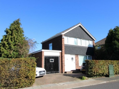 3 bedroom detached house for sale in Chapel House Drive, Chapel House, Newcastle Upon Tyne, NE5