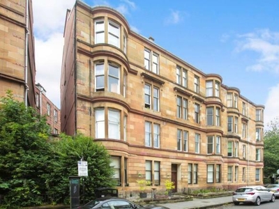 3 bedroom flat for rent in West Princes Street, Glasgow, G4