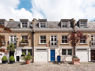 3 bedroom property to let in Elnathan Mews Maida Vale W9
