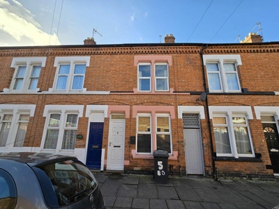 3 bedroom terraced house for rent in Edward Road, Leicester, LE2