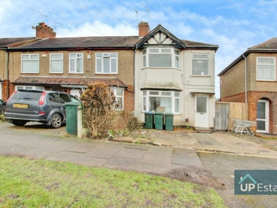 4 bedroom end of terrace house for rent in Sir Henry Parkes Road, Canley Gardens, Coventry, CV5