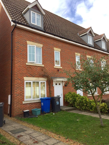 4 bedroom semi-detached house for rent in Whistlefish Court, Norwich, Norfolk, NR5