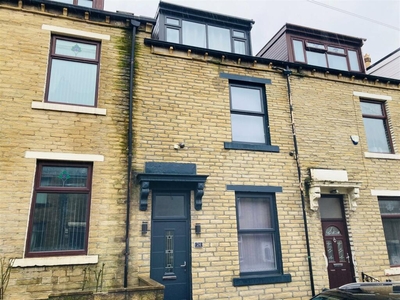 4 bedroom terraced house for sale in Fairbank Road, Bradford, BD8