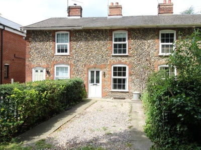 Cottage to rent in Southgate Street, Bury St. Edmunds IP33