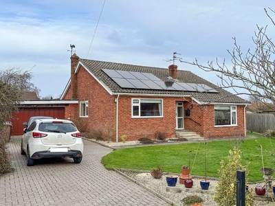 Detached bungalow for sale in Meadow View, Swinderby, Lincoln LN6