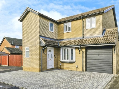 Detached house for sale in Armour Rise, Hitchin SG4