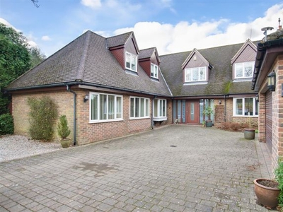 Detached house for sale in Churchfields, Hertford SG13