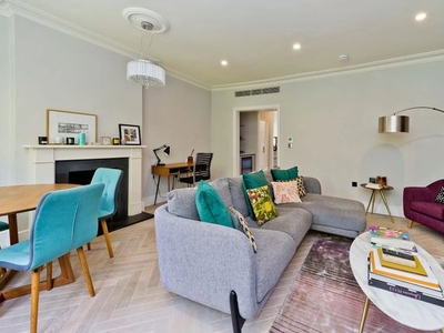 Flat for sale in Eaton Square, London SW1W