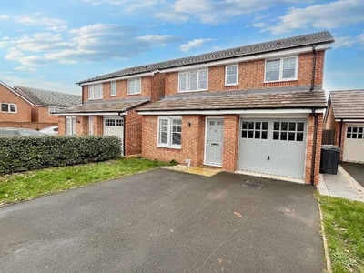 Detached house for sale in Lower Farm Way, Nuneaton CV10