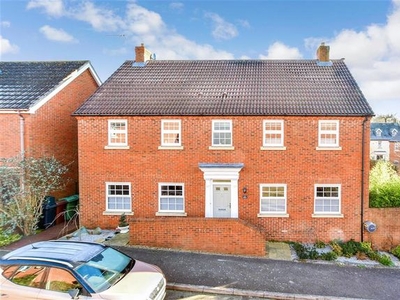Detached house for sale in Olivers Court, Horsmonden, Tonbridge, Kent TN12