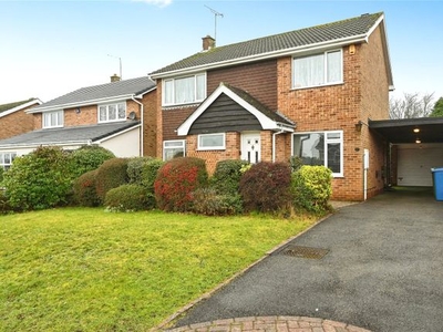Detached house for sale in Southpark Avenue, Mansfield, Nottinghamshire NG18
