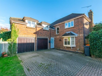 Detached house for sale in Woolpack Close, Dunstable, Bedfordshire LU6