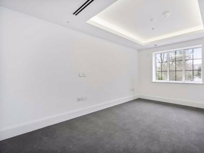 Detached house to rent in Chandos Way, London NW11