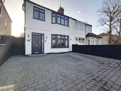 Detached house to rent in Suttons Avenue, Hornchurch RM12