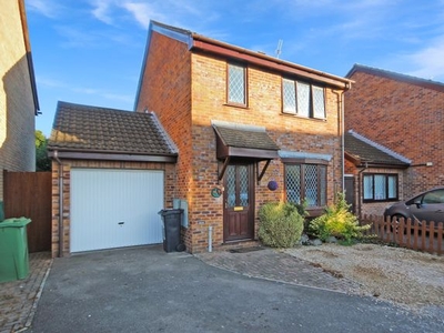 Detached house to rent in The Glen, Yate, Bristol BS37