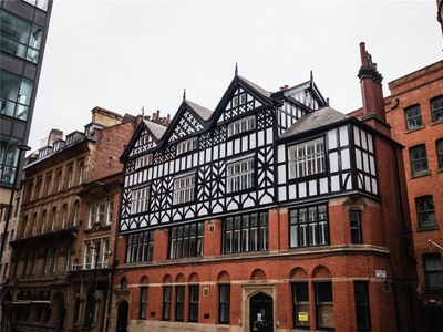 Flat for sale in Chapel Walks, Manchester M2