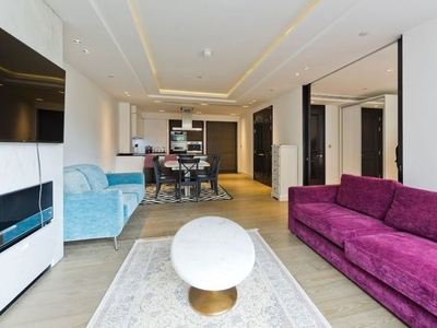 Flat for sale in Kensington High Street, Charles House W14
