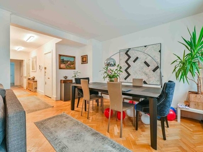 Flat for sale in Montagu Square, Marylebone, London W1H