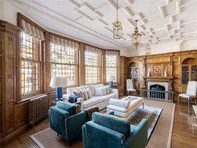 Flat for sale in North Audley Street, Mayfair W1K