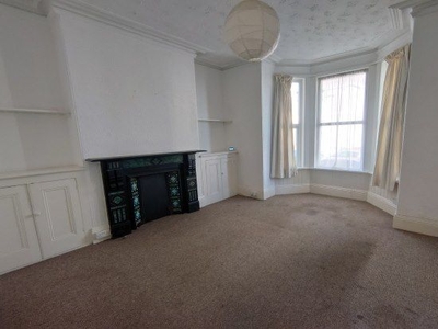 Flat to rent in 26 Fellowes Place, Plymouth PL1