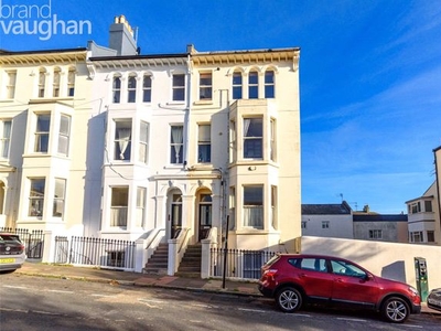 Flat to rent in Abbey Road, Brighton, East Sussex BN2