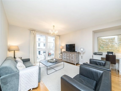 Flat to rent in Ashdown Lodge, 1c Chepstow Villas, London W11