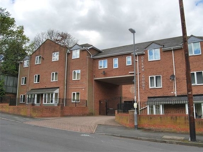 Flat to rent in Delph Court, Woodhouse, Leeds LS6