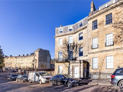 Flat to rent in Lansdown Place West, Bath, Somerset BA1