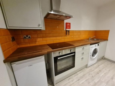 Flat to rent in Princes Street, Doncaster DN1