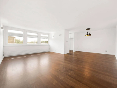 Flat to rent in Ranelegh House, Eylstan Place, Chelsea SW3