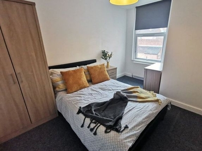 Flat to rent in Regent Street, Coventry CV1