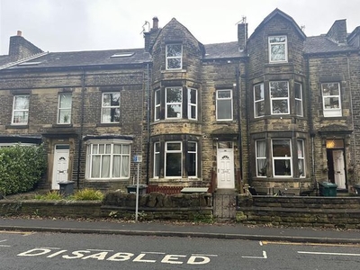 Flat to rent in Skipton Road, Utley, Keighley BD20