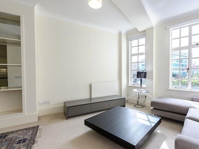 Flat to rent in Strathmore Court, Park Road, Regents Park, London NW8