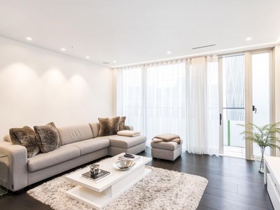 Flat to rent in The Nova Building, 79 Buckingham Palace Road, Victoria, London SW1W