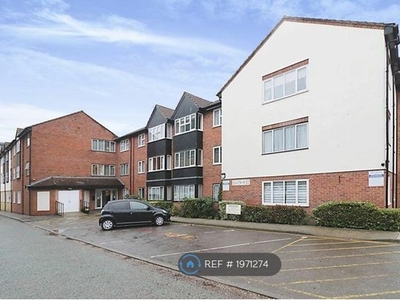Flat to rent in Victoria Road, Chelmsford CM1
