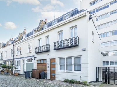 Mews house to rent in Radnor Mews, London W2