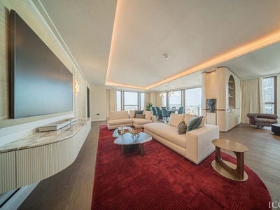 Penthouse for sale in Carnation Way, London, 5 SW8