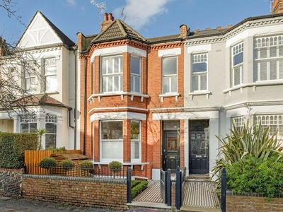 Property for sale in Greenham Road, London N10