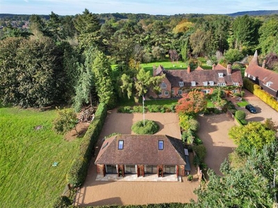 Property for sale in London Road, Westerham TN16