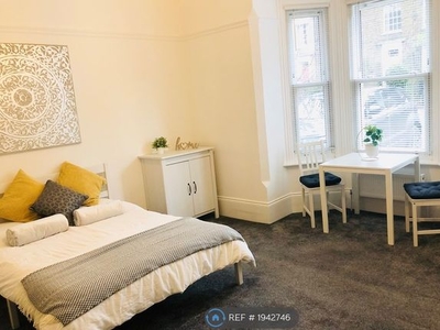 Room to rent in Abbeygate Street, Colchester CO2
