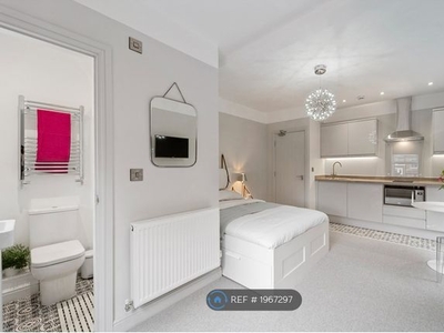 Room to rent in Mount Carmel Street, Derby DE23