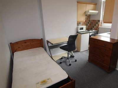Studio to rent in Gloucester Street, Coventry CV1