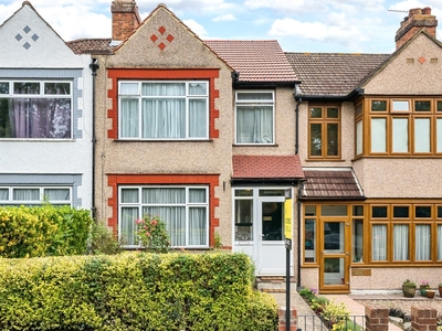 Terraced House for sale - Elmers End Road, BR3