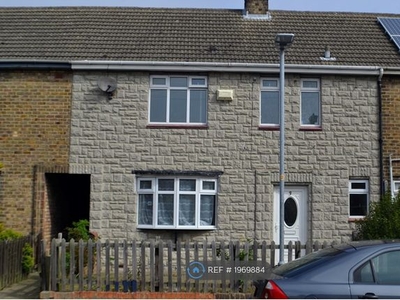 Terraced house to rent in Bonby Grove, Grimsby DN33