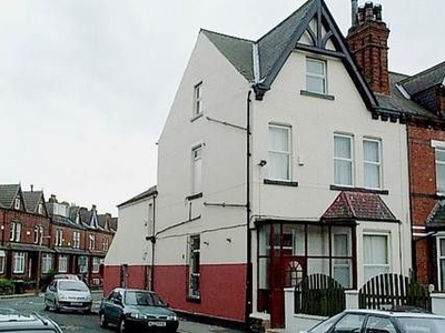 Terraced house to rent in Brudenell Road, Leeds LS6