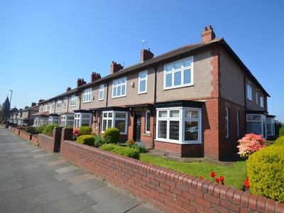 Terraced house to rent in Dryden Road, Low Fell, Gateshead, Tyne And Wear NE9