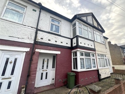 Terraced house to rent in Marlborough Road, Romford RM7