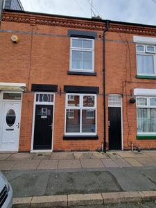 Terraced house to rent in Moira Street, Leicester LE4