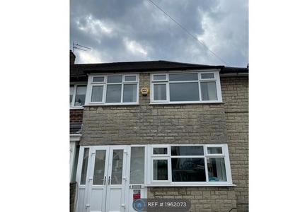 Terraced house to rent in Penroy Ave, Manchester M20