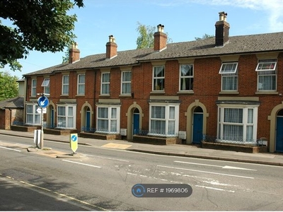 Terraced house to rent in Romsey Road, Winchester SO22